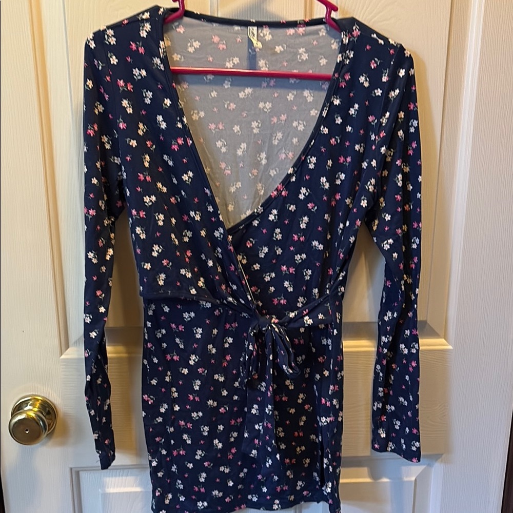 Mother Bee Floral Wrap Long Sleeve Shirt Maternity sz sm